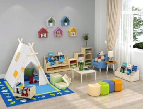 幼兒園裝修設(shè)計(jì)：幼兒園家具應(yīng)該怎么選擇：塑料 or 木質(zhì)？